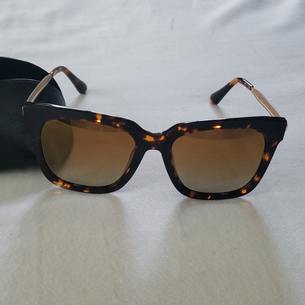 DIFF Sunglasses